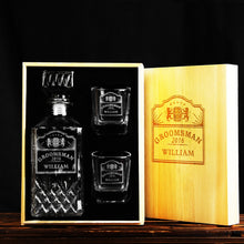 Load image into Gallery viewer, Men&#39;s Gift,Groomsmen Gift - Personalized Whiskey Decanter
